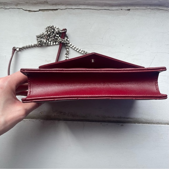 YSL Saint Laurent Monogram Cassandre WOC Mono Grain De Poudre Burgundy - Picture 8 of 13